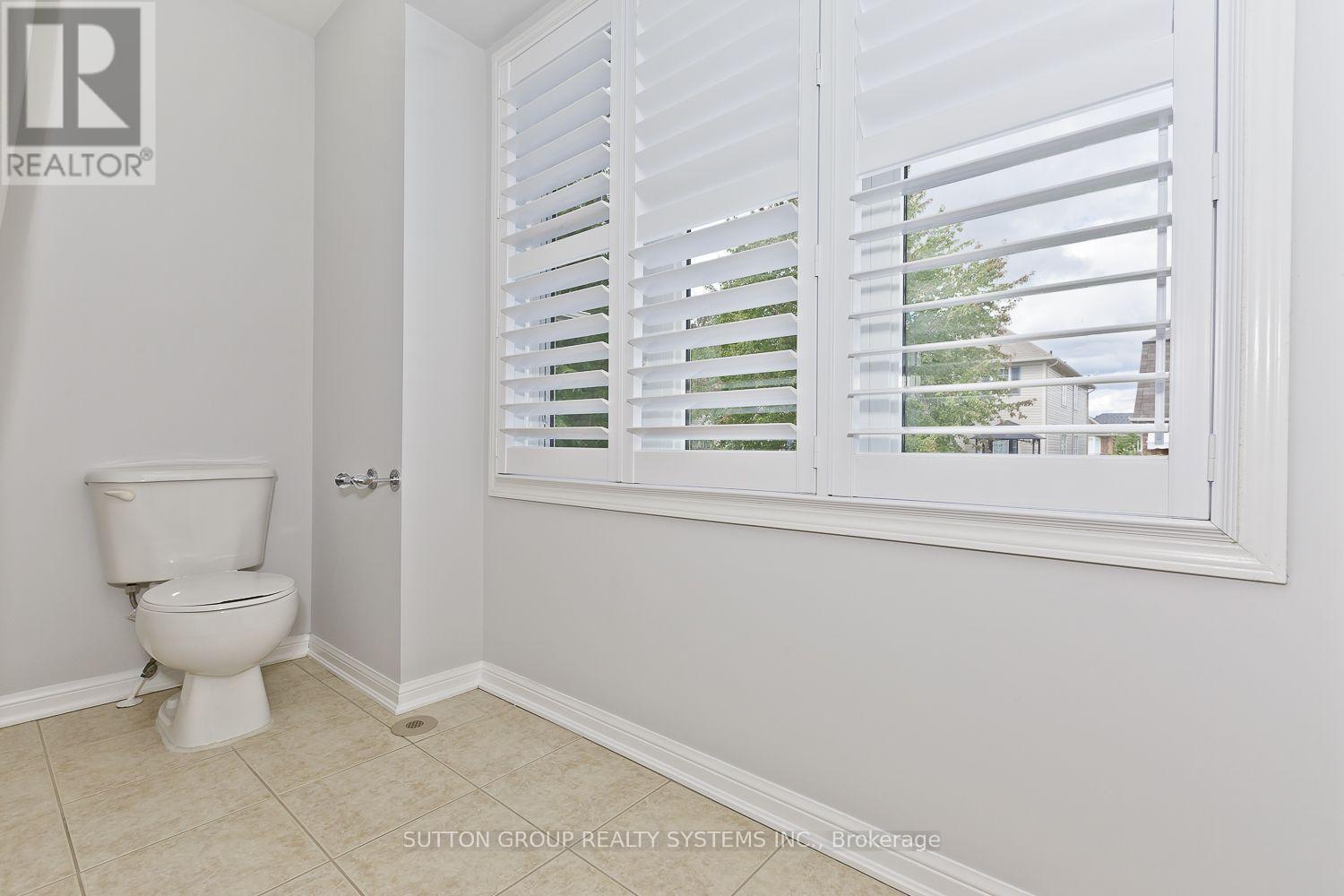 777 SHORTREED CRESCENT - 24