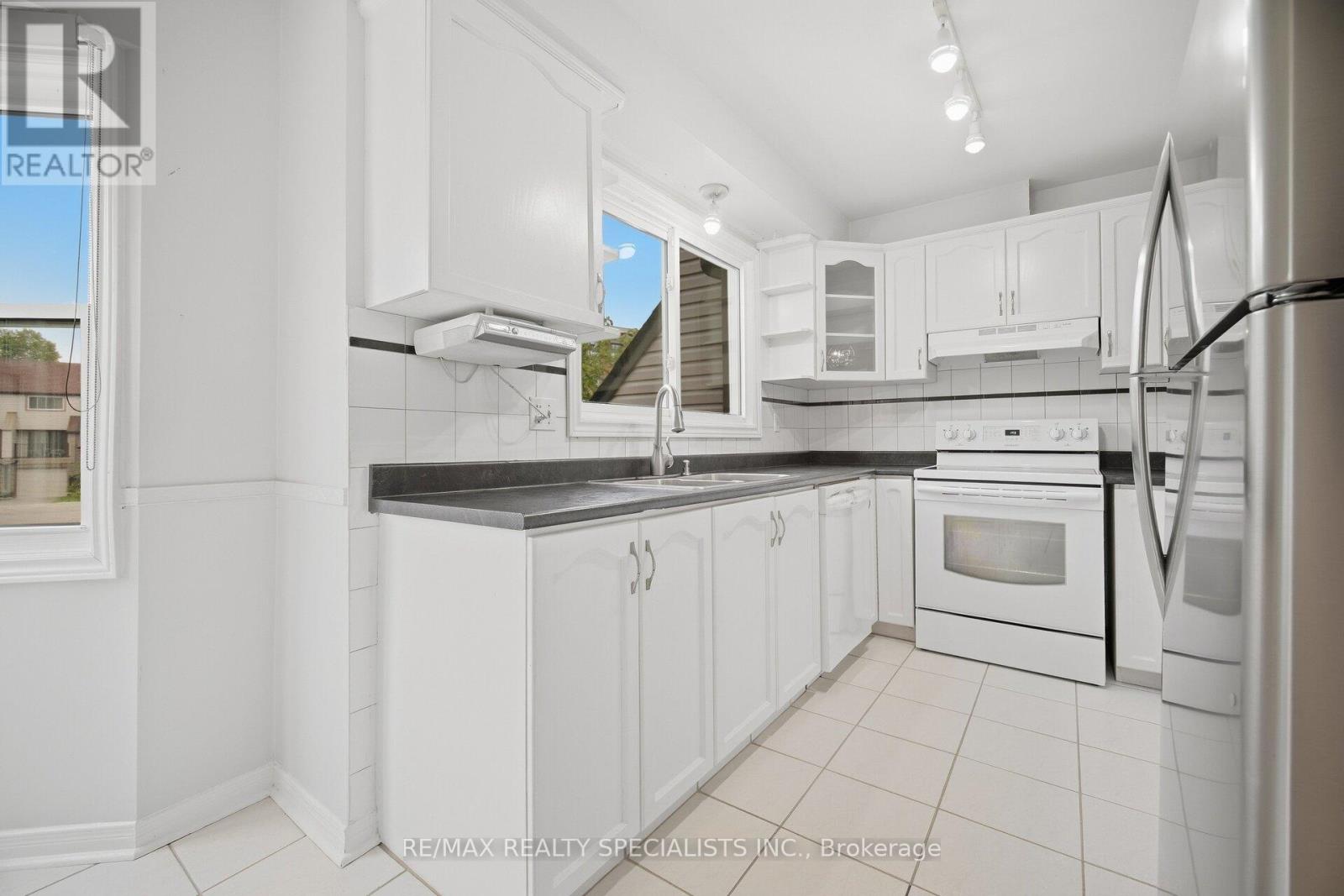#20 6780 FORMENTERA AVENUE - 12