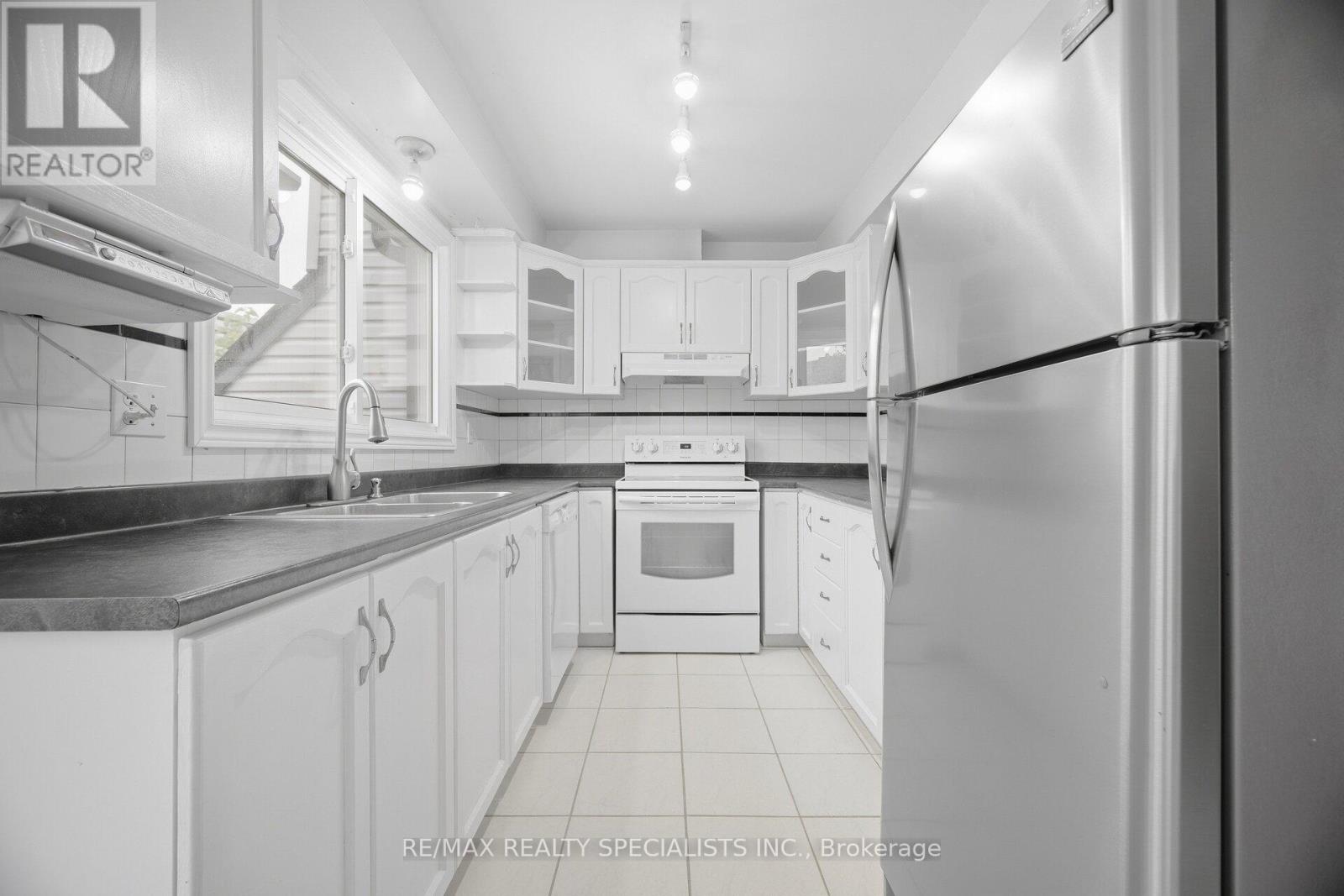 #20 6780 FORMENTERA AVENUE - 13