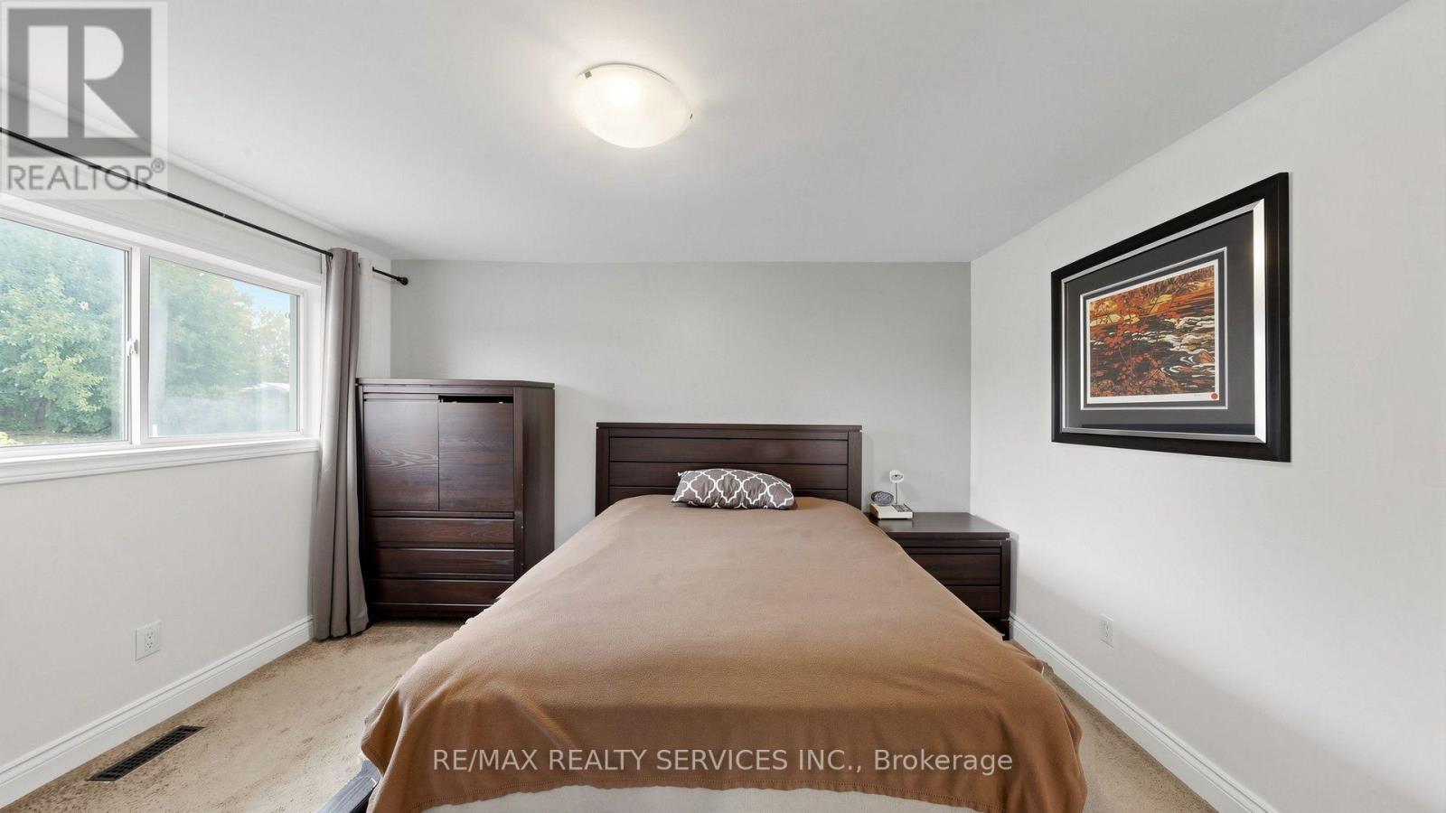 716 EAGLEMOUNT CRESCENT - 20