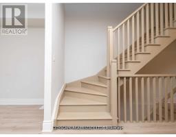 583 Wedgewood Drive, Burlington, ON L7L0J9 Photo 14