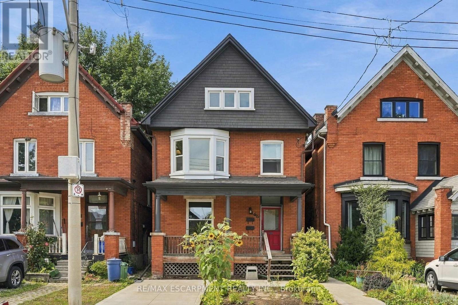 Photo of 166 Emerald Street