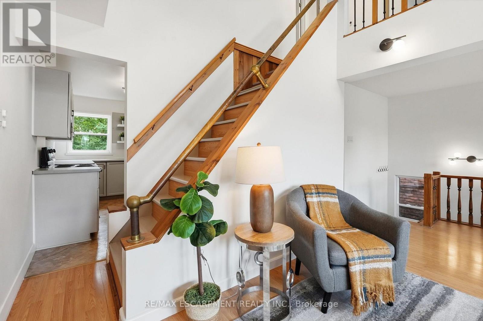 166 EMERALD STREET S - 18