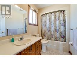 137 National Drive, Hamilton, ON L8G5B3 Photo 41