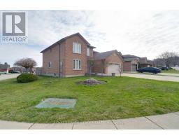 Bathroom - 137 National Drive, Hamilton, ON L8G5B3 Photo 9