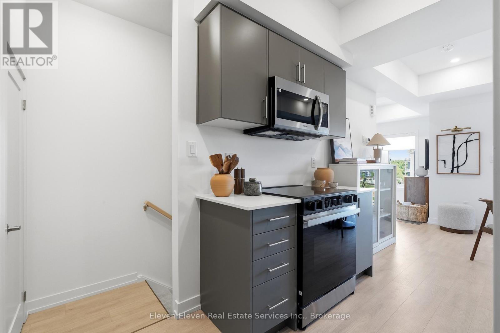 #54 331 CLAIR ROAD E - 7