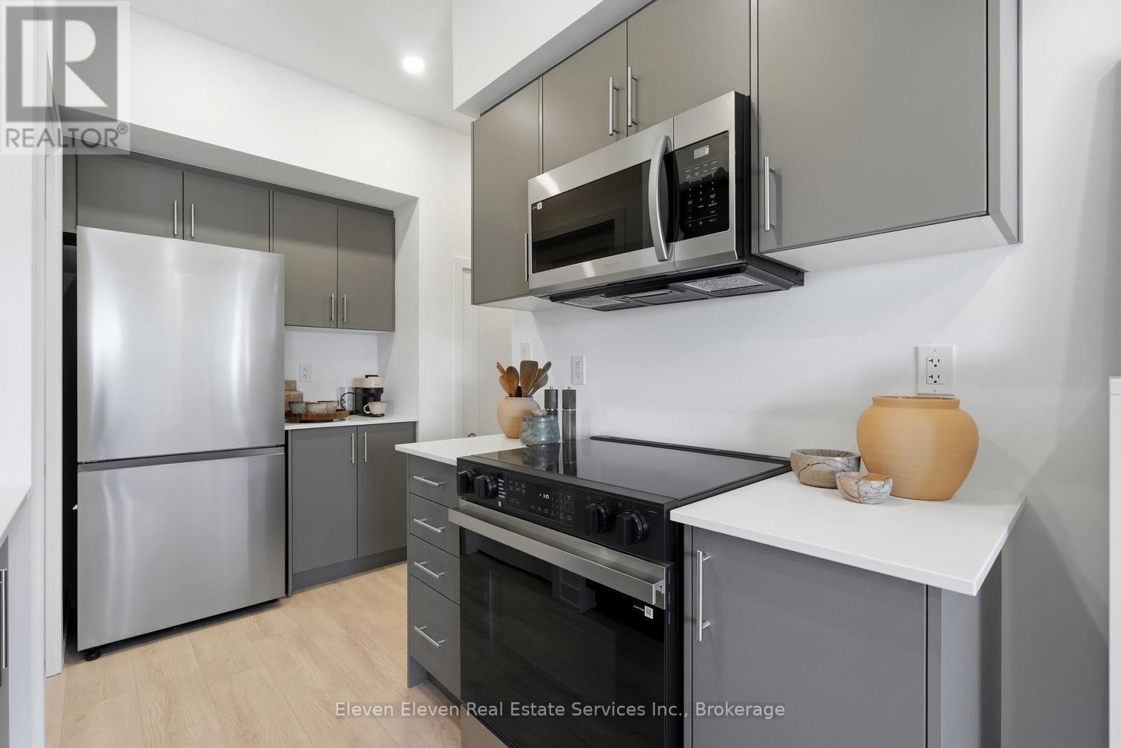 #54 331 CLAIR ROAD E - 9