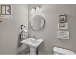 Bathroom - 4453 Comfort Crescent, Lincoln, ON L3J1M2 Photo 16