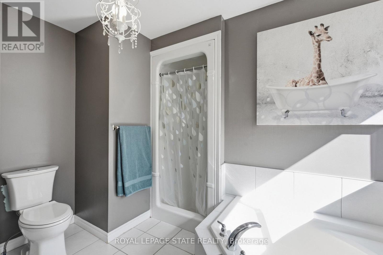 139 STONEGLEN WAY - 20