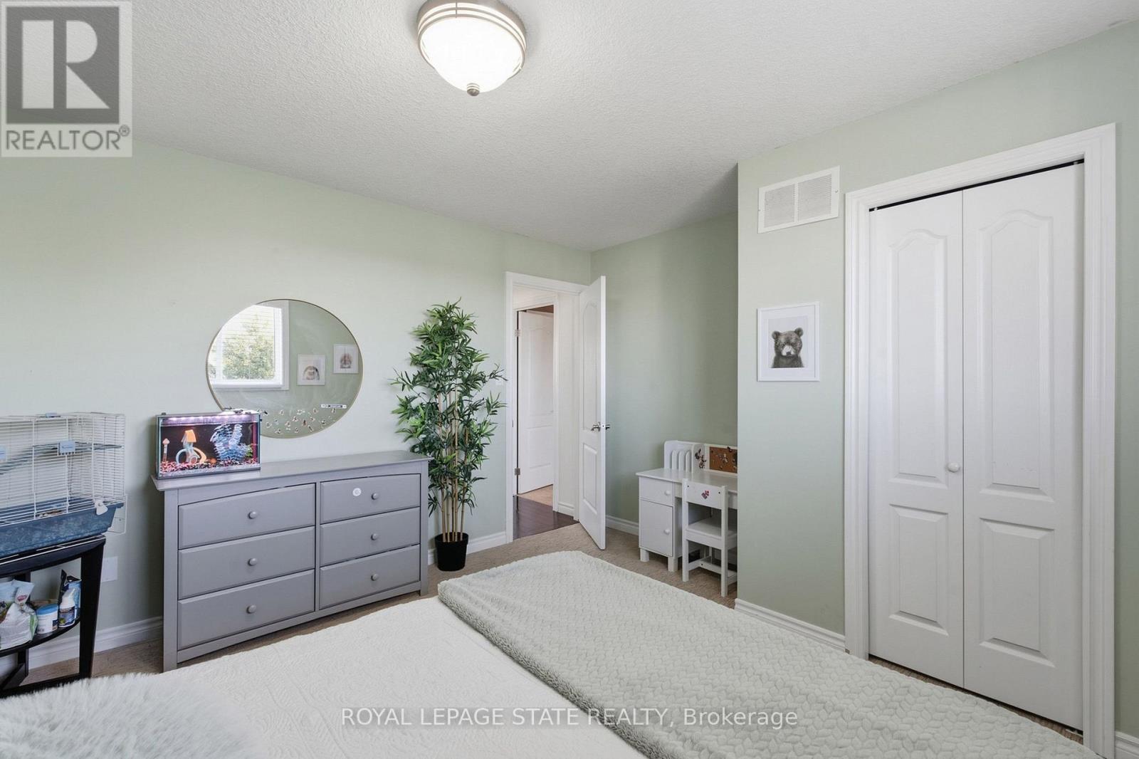 139 STONEGLEN WAY - Image 24