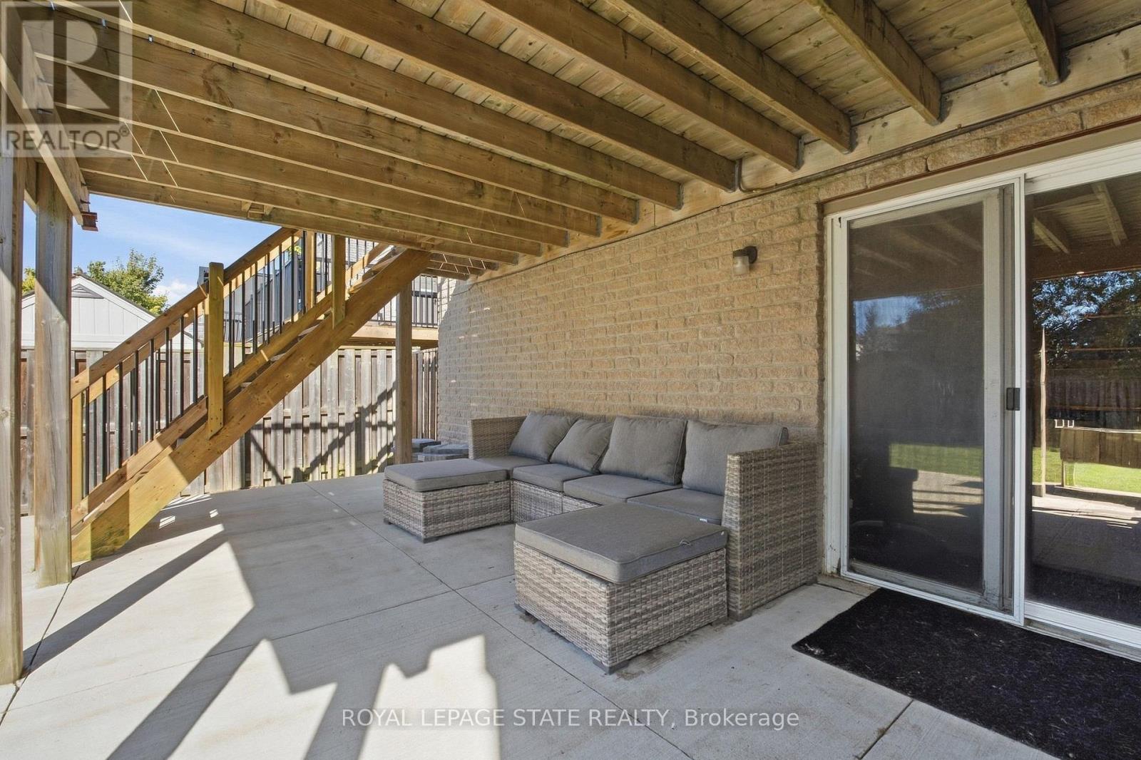 139 STONEGLEN WAY - Image 37