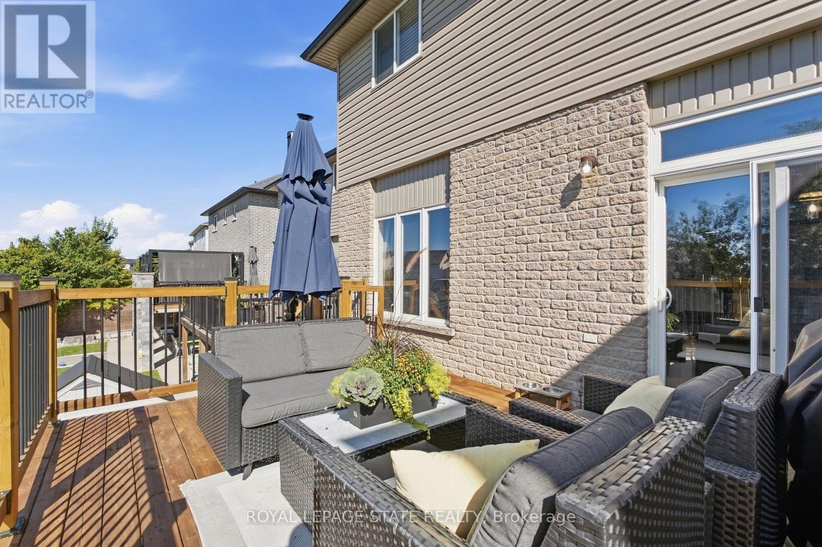 139 STONEGLEN WAY - 39