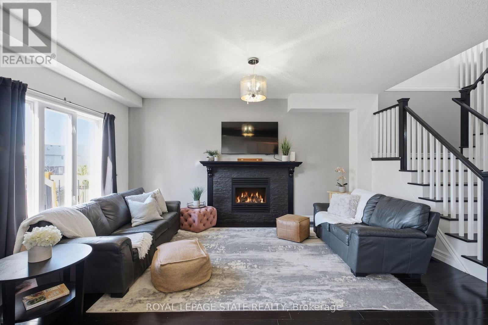 139 STONEGLEN WAY - 9