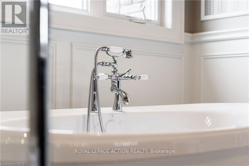 49 Ruijs Boulevard, Brantford, ON photo 22