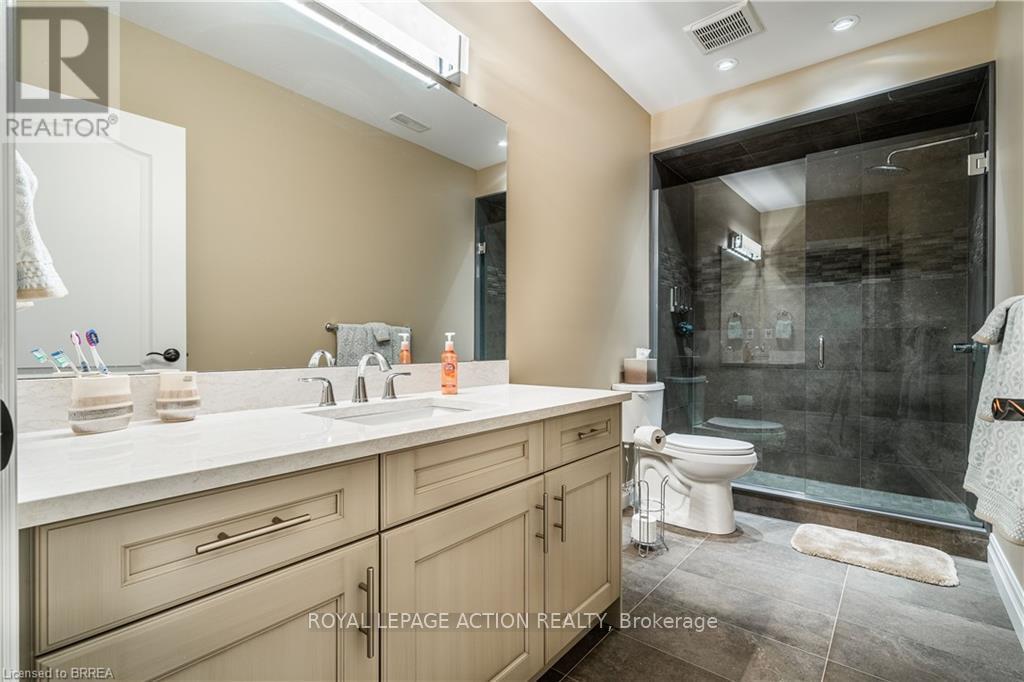 49 Ruijs Boulevard, Brantford, ON photo 37