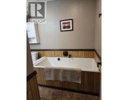 353 Arnett Road, Willow River, BC V0J3C0 Photo 13