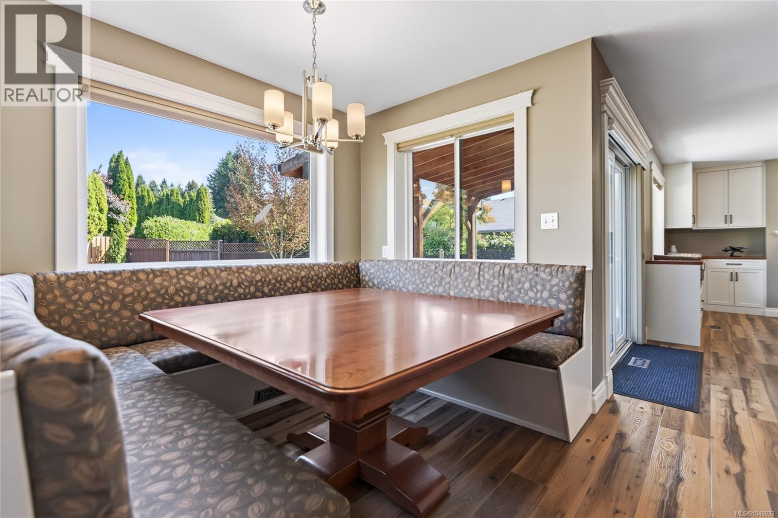 1000 Kingsley Cres - Image 38