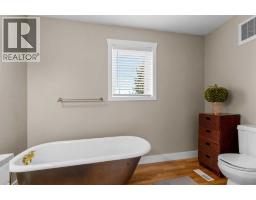 1102 3 Street N, Three Hills, AB T0M2A0 Photo 17