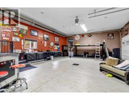 1102 3 Street N, Three Hills, AB T0M2A0 Photo 37