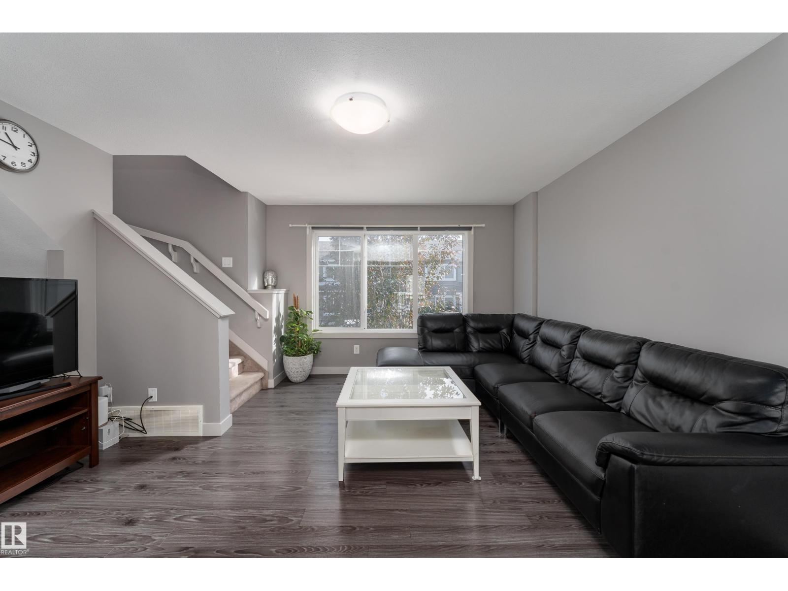 #1 4205 30 ST NW - 4