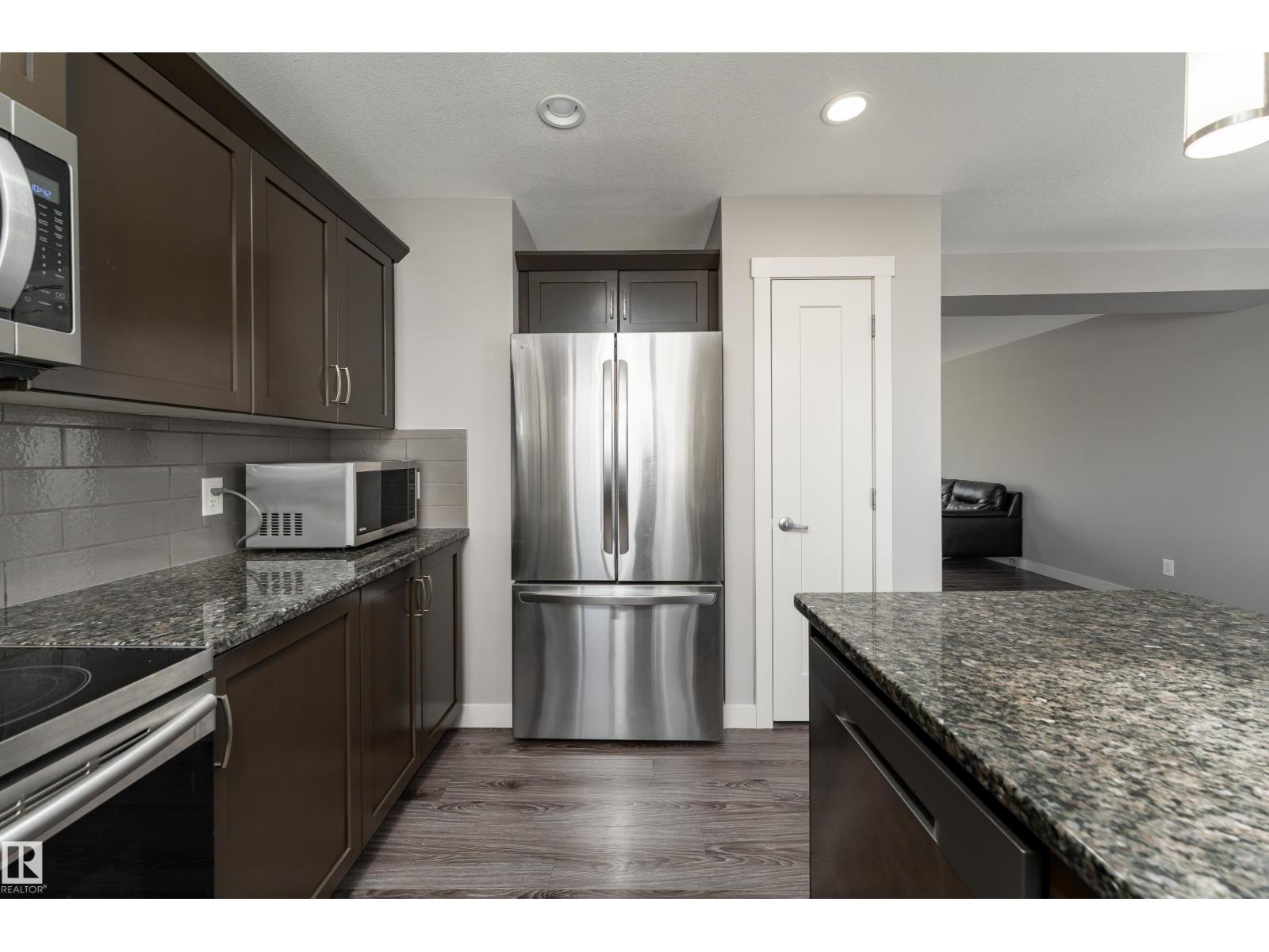 #1 4205 30 ST NW - 7