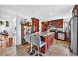 15467 109a Avenue, Surrey, BC V3R0X6 Photo 14