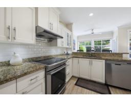 137 15500 Rosemary Heights Crescent, Surrey, BC V3Z0K1 Photo 18