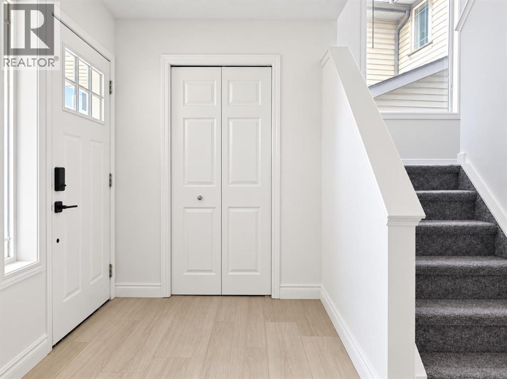 128 WESTON Manor SW - 4
