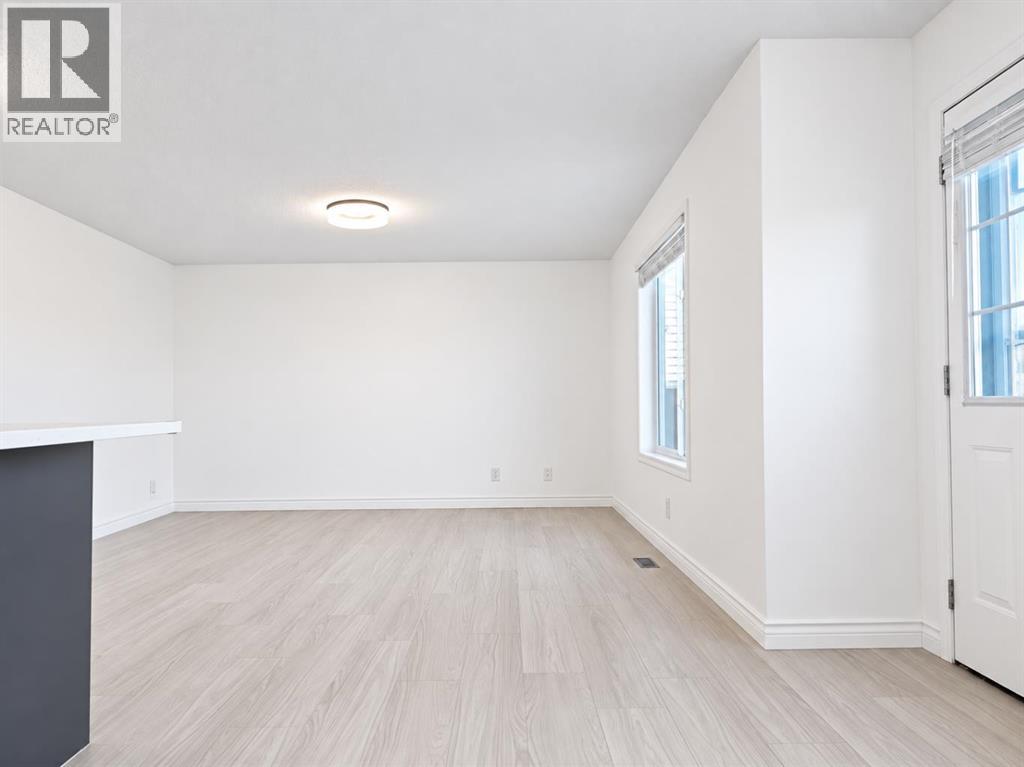 128 WESTON Manor SW - 6