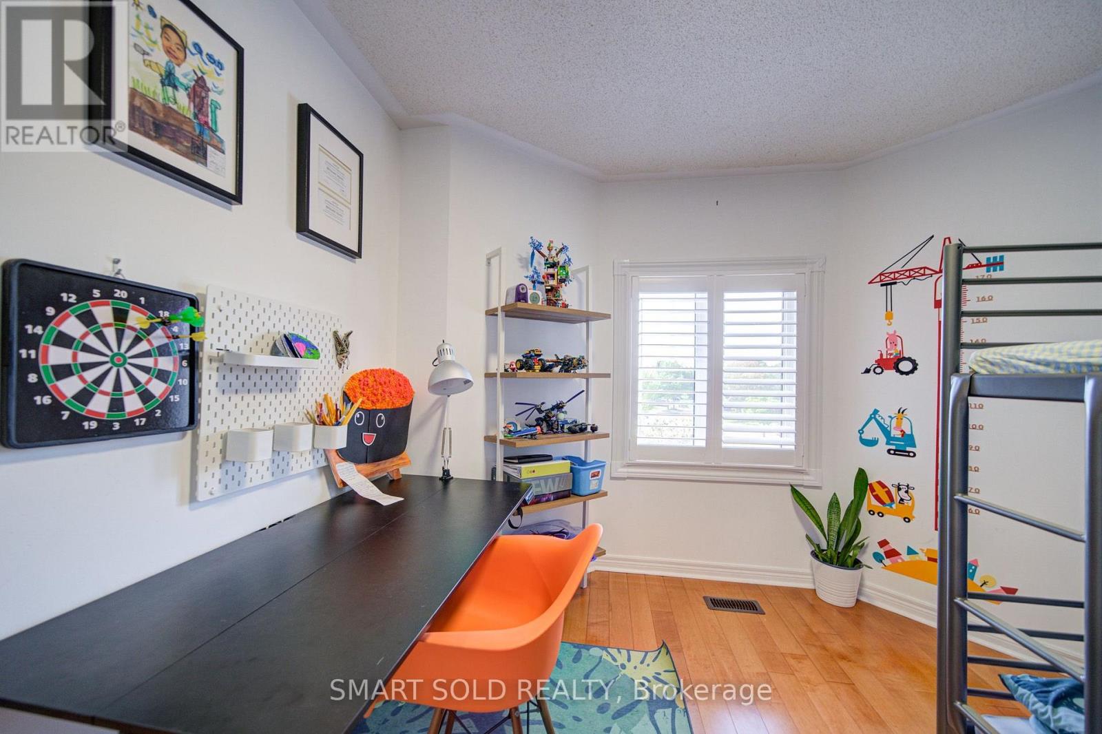 157 Waller Street, Whitby, ON photo 31