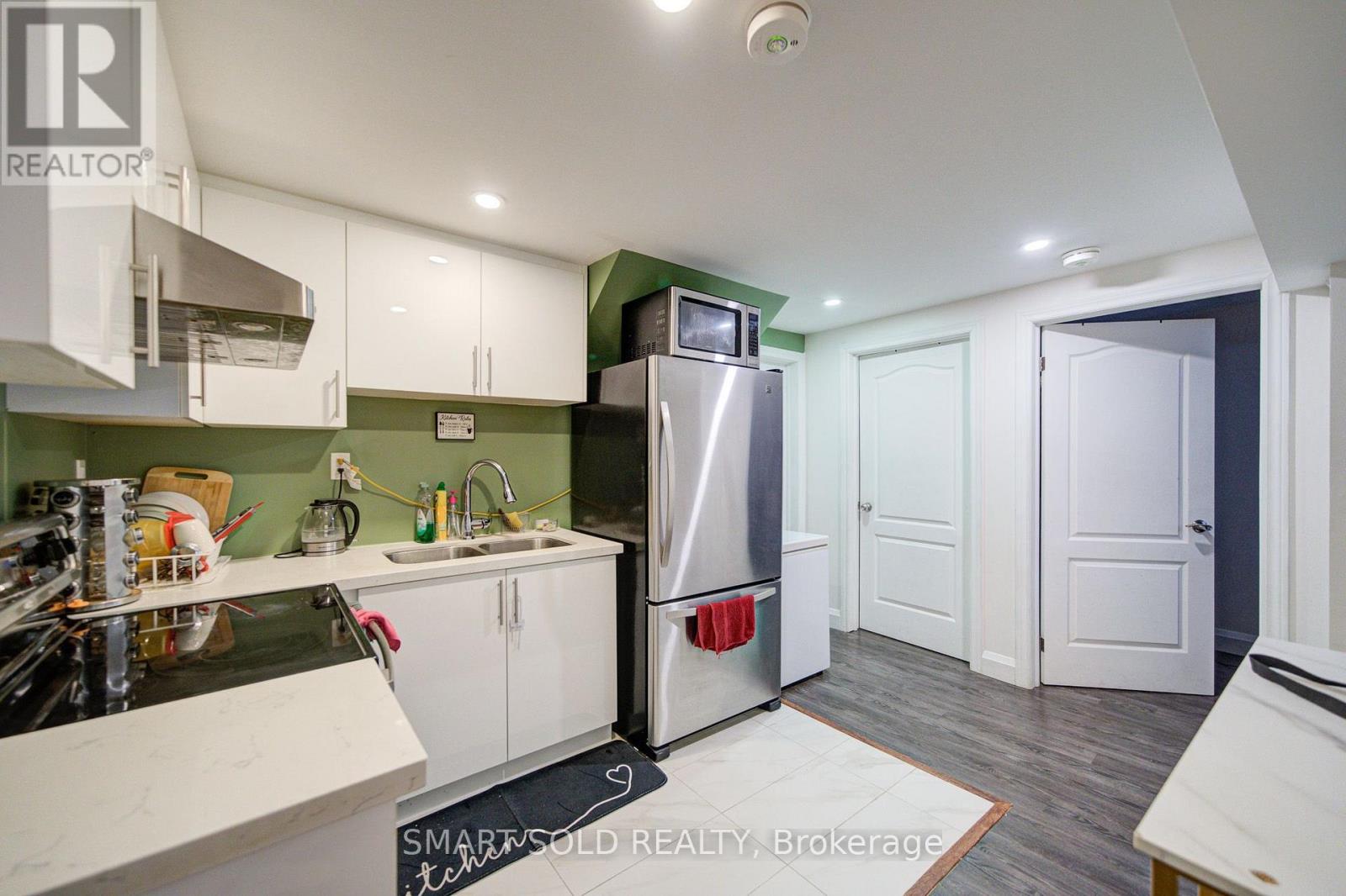 157 Waller Street, Whitby, ON photo 37