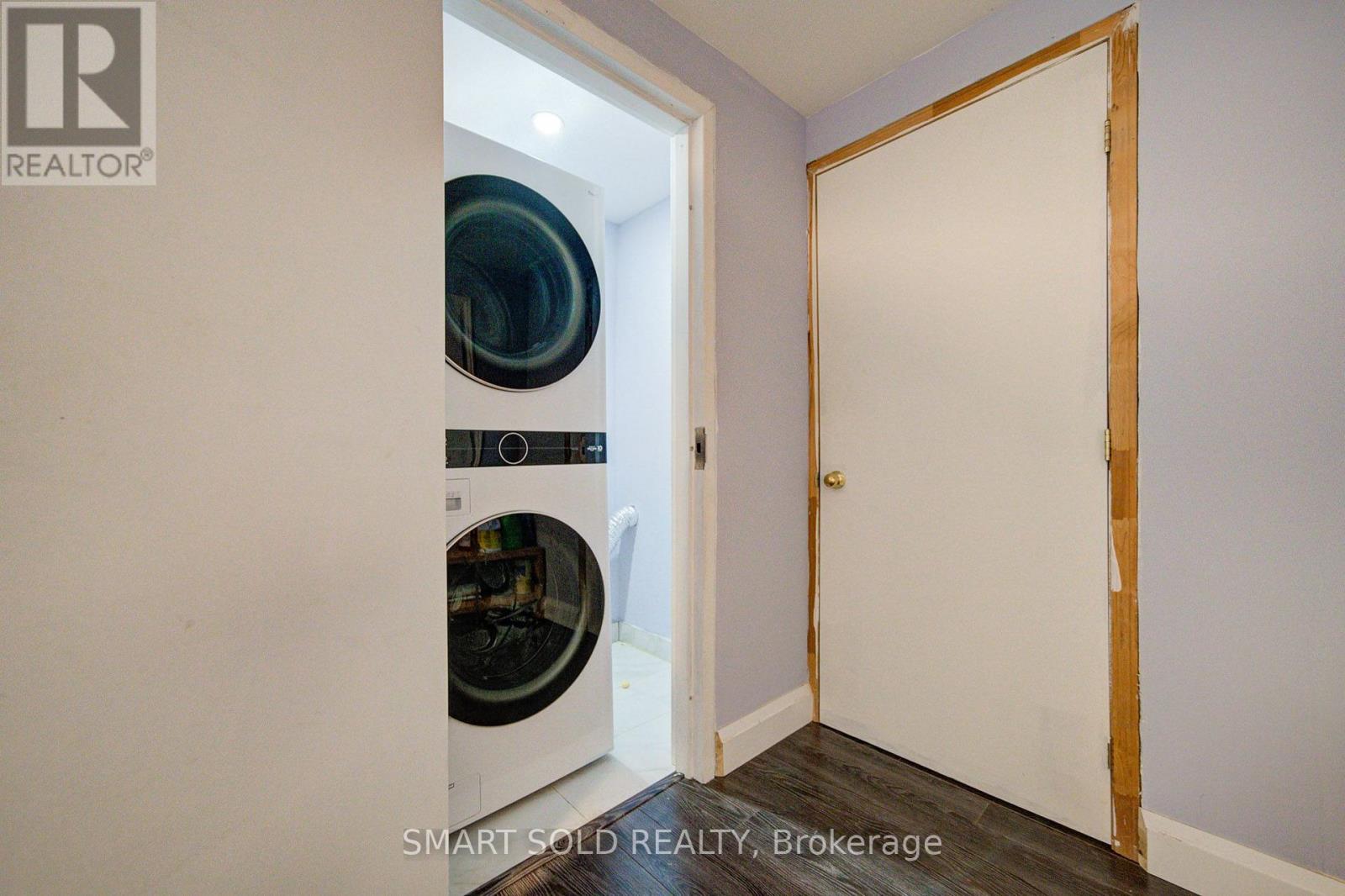 157 Waller Street, Whitby, ON photo 34