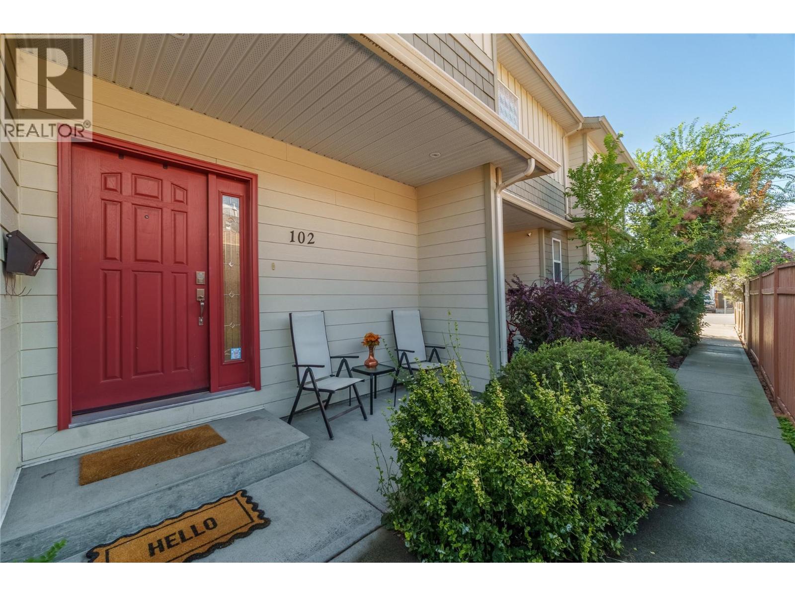 102 385 Douglas Avenue, Penticton