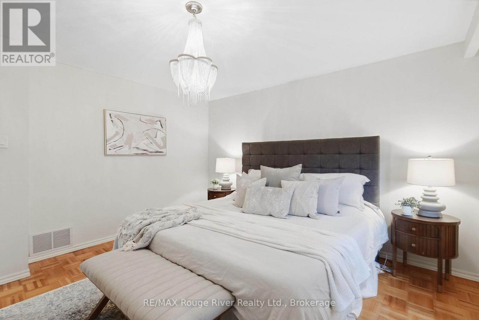 313 Lupin Drive, Whitby, ON photo 19