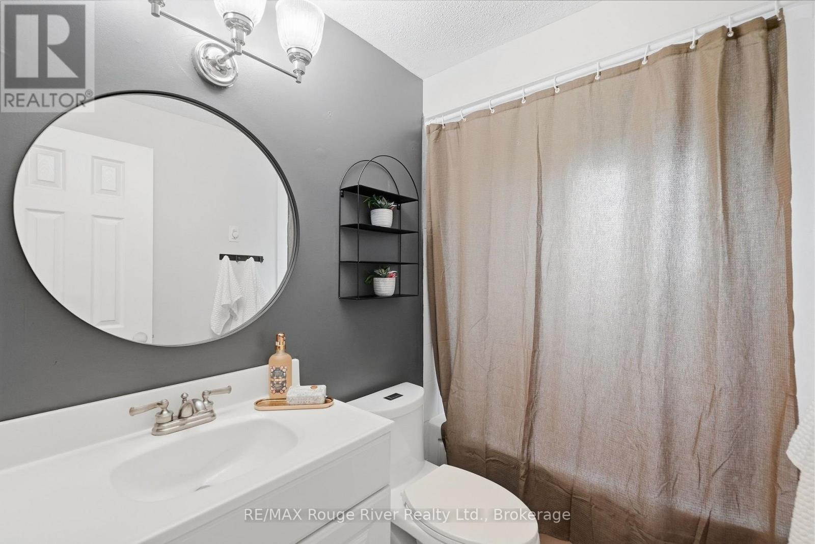 313 Lupin Drive, Whitby, ON photo 26