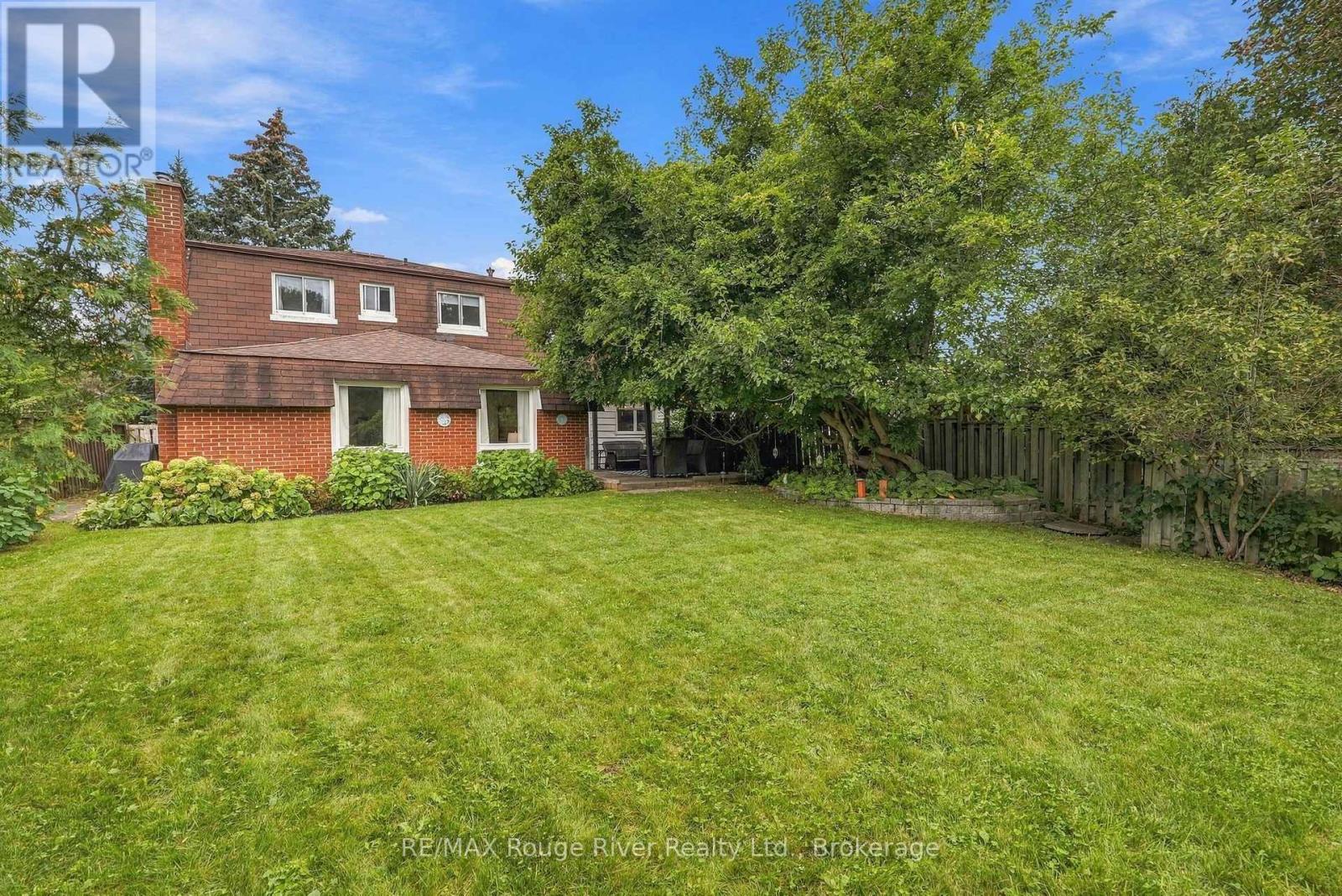 313 Lupin Drive, Whitby, ON photo 44