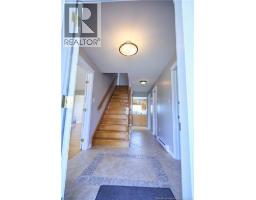 77 Cedarwood Drive, photo 3