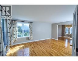 77 Cedarwood Drive, photo 5