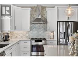 871 Kuipers Crescent, Kelowna, BC V1W5B1 Photo 13