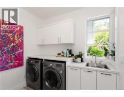 Bonus Room - 1501 Argyle Ave, Nanaimo, BC V9S3K3 Photo 17