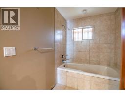 4024, 25054 South Pine Lake Road, Rural Red Deer County, AB T0M1S0 Photo 36