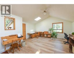 8892 Henderson Ave, Black Creek, BC V9J1A5 Photo 41