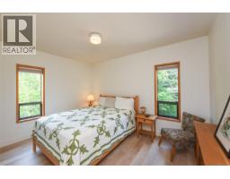 8892 Henderson Ave, Black Creek, BC V9J1A5 Photo 44
