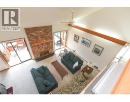 8892 Henderson Ave, Black Creek, BC V9J1A5 Photo 28