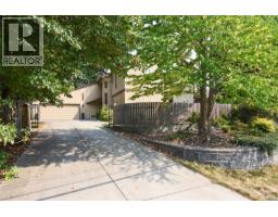 8892 Henderson Ave, Black Creek, BC V9J1A5 Photo 59