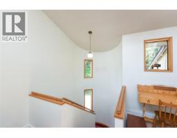 8892 Henderson Ave, Black Creek, BC V9J1A5 Photo 37