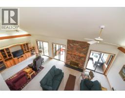 8892 Henderson Ave, Black Creek, BC V9J1A5 Photo 29