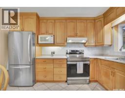 2429 Cumberland Avenue S, Saskatoon, SK S7J1Z8 Photo 11