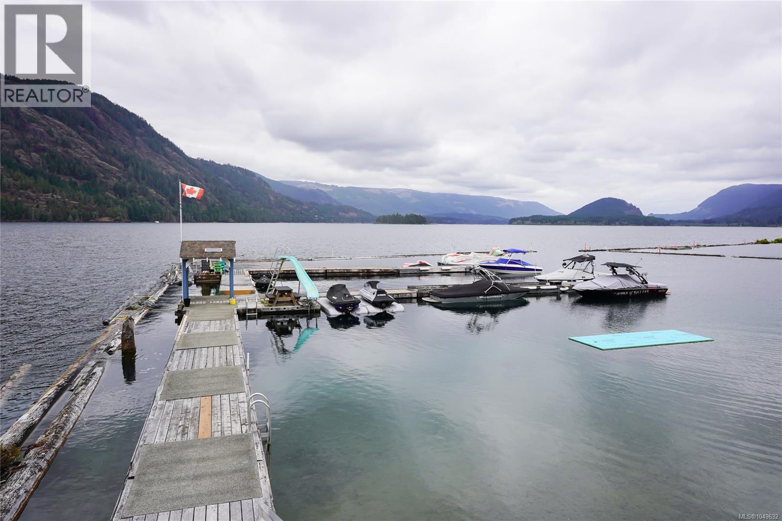 #10 10257 South Shore Rd - Image 26