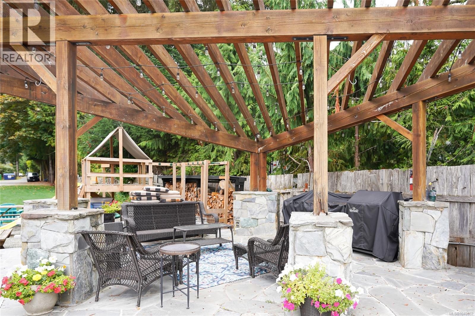 #10 10257 South Shore Rd - Image 29